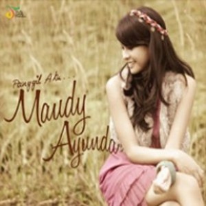 Lirik Lagu Maudy Ayunda - First Love